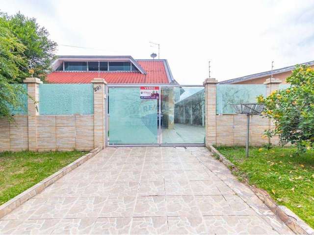 Casa para venda em Sítio Cercado de 220.00m² com 4 Quartos, 1 Suite e 5 Garagens