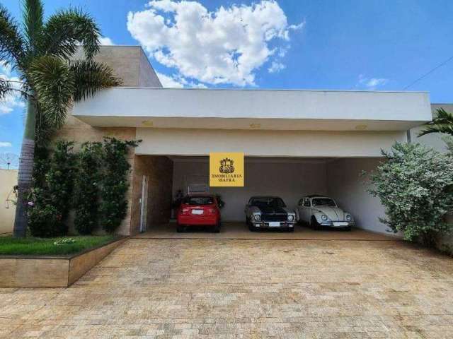 Casa para venda em Centro de 336.65m² com 1 Quarto, 2 Suites e 6 Garagens