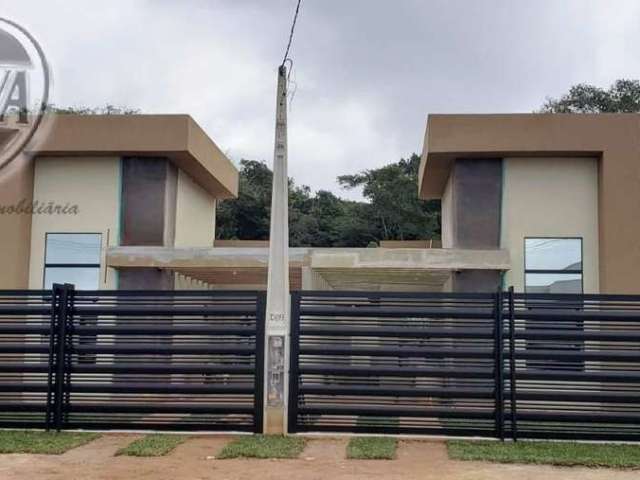 Casa para venda em Guaratuba de 110.00m² com 3 Quartos, 1 Suite e 1 Garagem