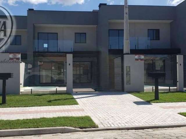 Sobrado para venda em Guaratuba de 115.00m² com 3 Quartos, 1 Suite e 1 Garagem