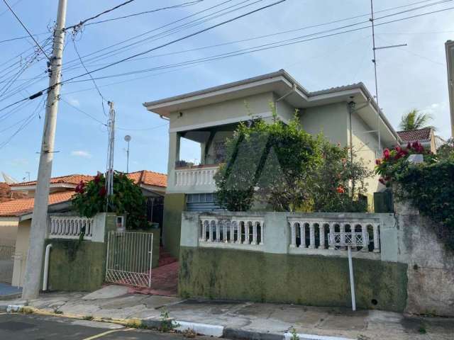 Casa para venda em São Pedro de 142.00m² com 3 Quartos, 1 Suite e 2 Garagens