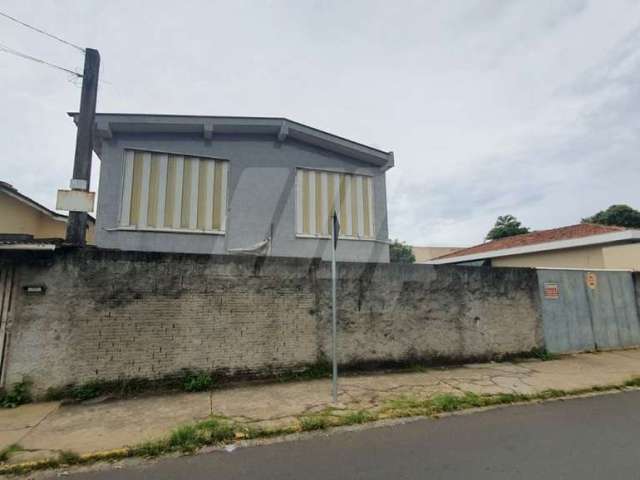 Casa para venda em São Pedro de 339.00m² com 4 Quartos, 1 Suite e 5 Garagens