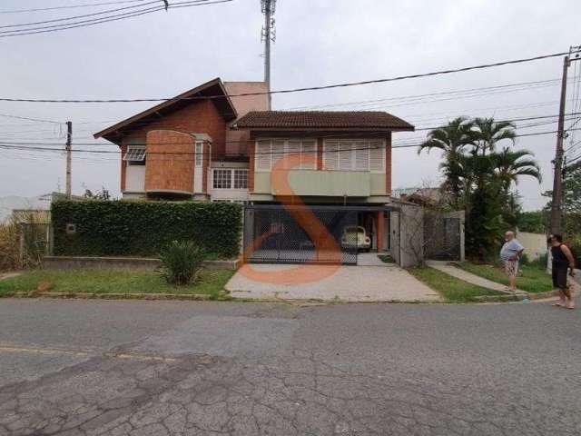 Casa para venda em Vila Brandina de 436.00m² com 6 Quartos, 1 Suite e 4 Garagens