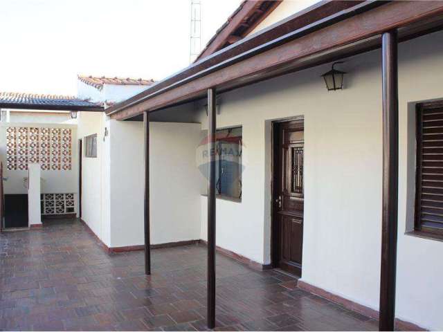 Casa para venda em Vila Santana de 100.00m² com 1 Quarto e 1 Garagem