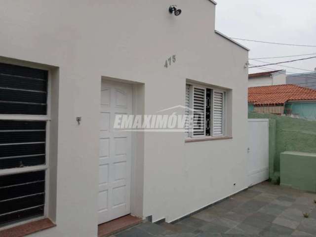 Casa para venda em Vila Assis de 270.00m² com 1 Quarto e 2 Garagens