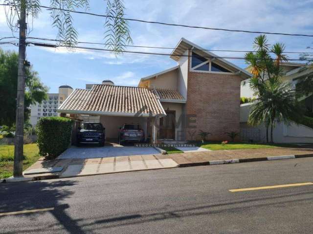 Casa de Condomínio para venda em Condomínio Terras Do Paiqueré de 320.00m² com 3 Quartos, 1 Suite e 8 Garagens