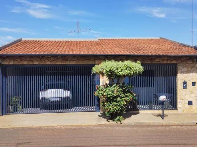 Casa para venda em Vila Coralina de 214.00m² com 4 Quartos, 1 Suite e 3 Garagens