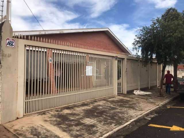 Casa para venda em Santos Dumont de 300.00m² com 3 Quartos, 1 Suite e 4 Garagens