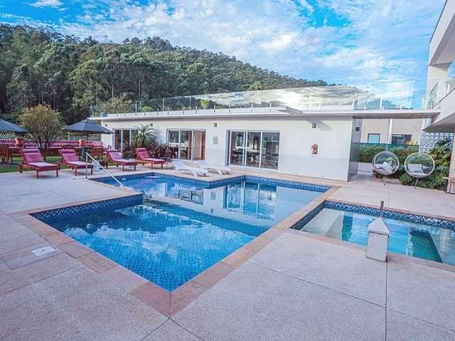 Casa para venda em Residencial Tamboré de 1500.00m² com 4 Quartos, 4 Suites e 12 Garagens