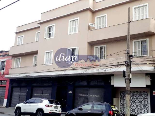 Excelente prédio comercial e residencial no bairro Belém, composto por 2 andares com 4 apartamentos por andar, sendo 8 apartamentos com 3 dormitórios,