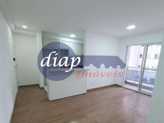 Excelente apartamento no bairro Brás com 2 dormitórios, sendo 1 suíte, sala para dois ambientes com sacada, cozinha com armários planejados e cooktop,