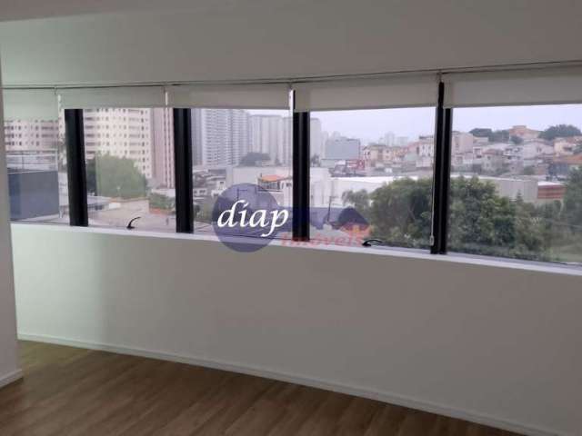 Excelente sala comercial na Vila Gilda no edifício Trade Square com 40 metros quadrados, ótima para escritórios e consultórios, dividida em 2 salas co