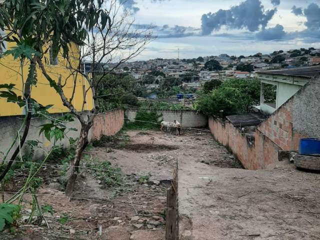 Lote à venda no Bairro Florença em Ribeirão das Neves