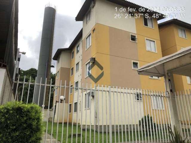 Apartamento semi mobiliado no Parque Guarani