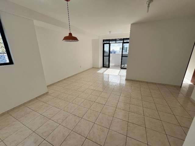 Vendo apartamento em Manaíra, vista mar, 96 m², 3 quartos/1 suíte R$ 550.000,00