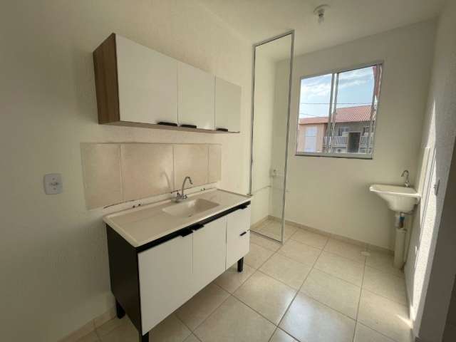 Apartamento 02 dormitórios para Locação - Vila Vic, 55m²