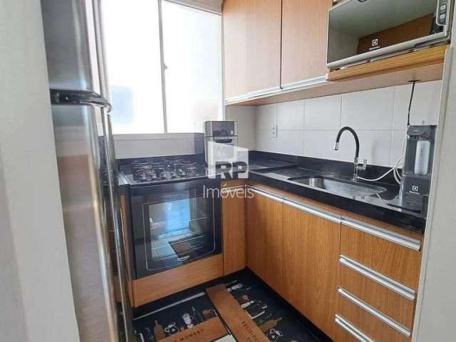 Oportunidade Imperdível! Apartamento com 2 Quartos e Varanda!