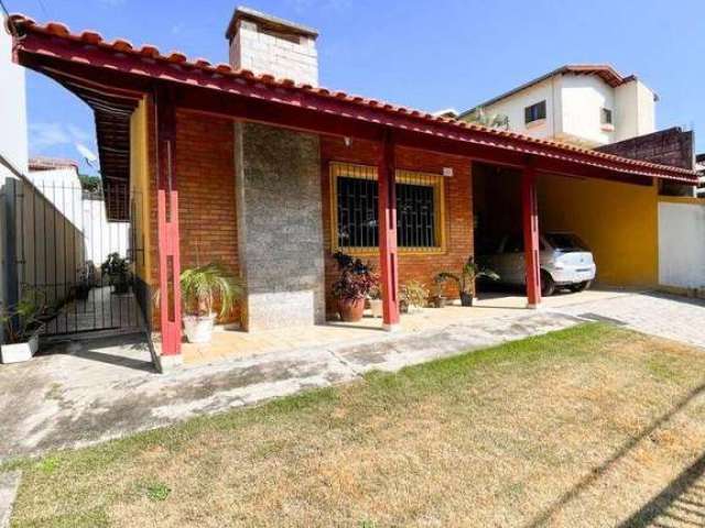 Casa com 3 dormitórios à venda, no Jardim do Lago em Atibaia/SP - CA5527