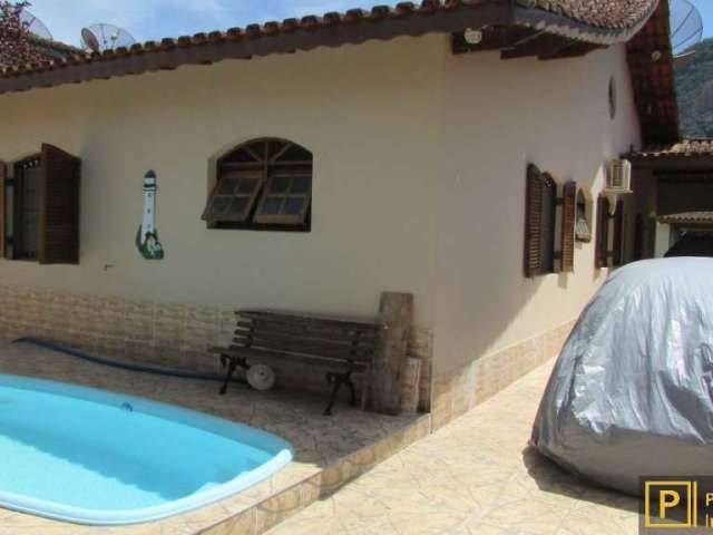 Casa na Praia do Lázaro