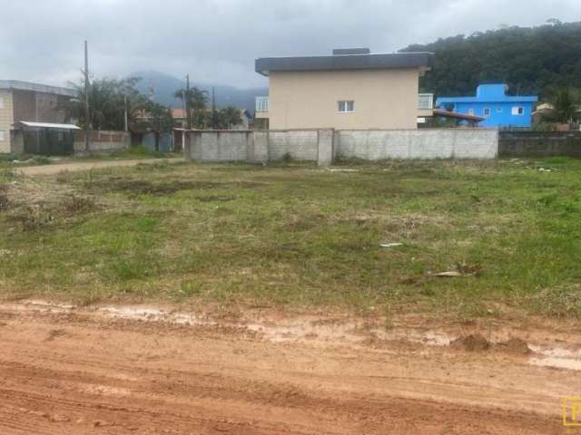 terreno de 562,50m² na Maranduba