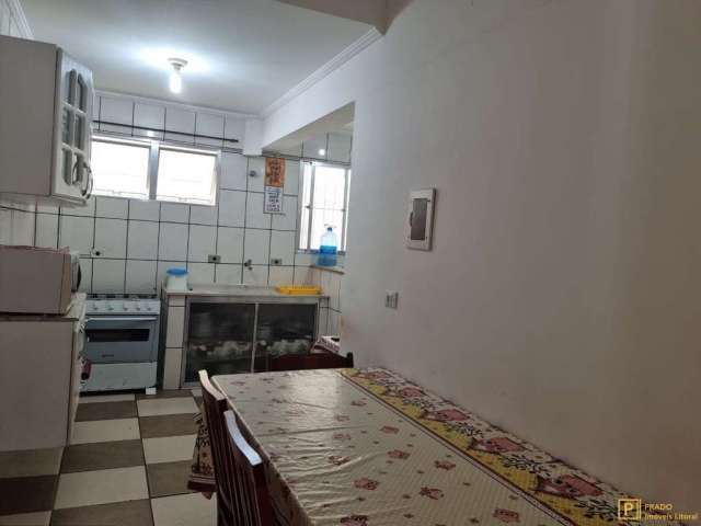 Apartamento térreo na Praia Prande, 2 dormitórios . Piscina. Garagem.