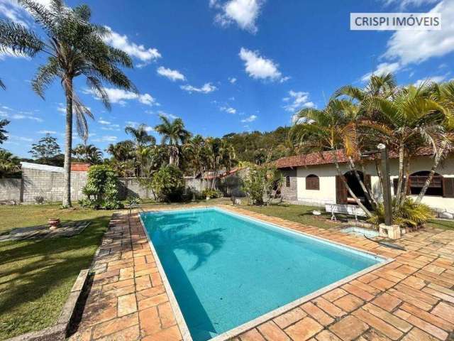 Casa com 3 dormitórios à venda, 300 m² por R$ 990.000 - Parque Jardim da Serra - Juiz de Fora/MG