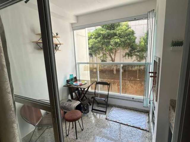 Maravilhoso apartamento 2 quartos sendo 1 suite, 2 vagas garagem, 2 vagas Aceita financiamentos e FGTS.