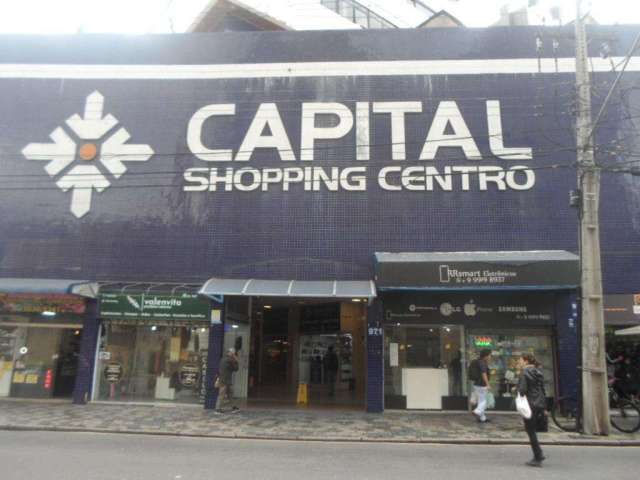 Loja para Venda em Curitiba, Centro, 2 banheiros