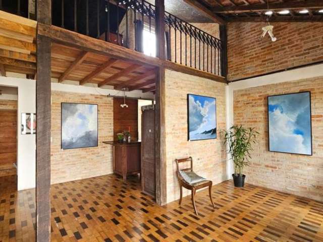 Casa conceitual rústica à venda, 165 m² por R$ 650.000 - Pinheirinho - Curitiba/PR