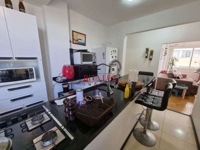 Apartamento com 2 quartos à venda na Avenida Senador Salgado Filho, 257, Centro Histórico, Porto Alegre por R$ 299.000