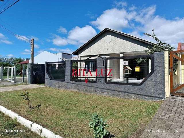 Casa com 3 quartos à venda na Bento Gonçalves, 1728, Santa Terezinha (Distrito), Imbé por R$ 549.000