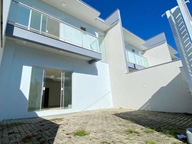 Sobrado à venda em Gravatá,  Navegantes-SC, com 98 m² - R$ 530.000,00