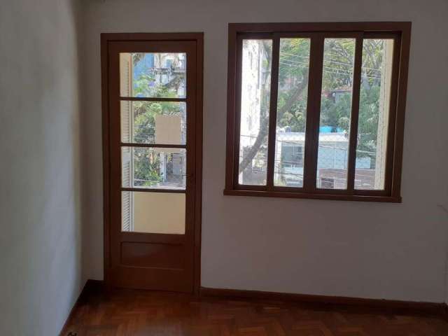 Apartamento para Venda em Porto Alegre, Auxiliadora, 2 dormitórios, 2 banheiros