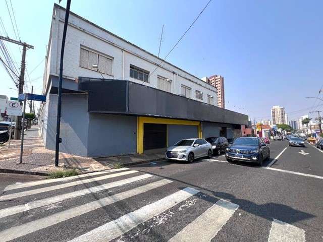 Ponto comercial com 6 salas para alugar no Centro, Uberlândia  por R$ 8.000