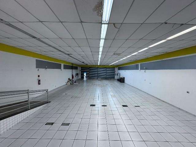 Ponto comercial para alugar no Centro, Uberlândia  por R$ 80.000