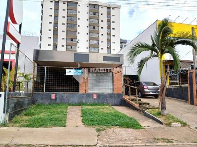 Ponto comercial para alugar em Saraiva, Uberlândia  por R$ 7.000