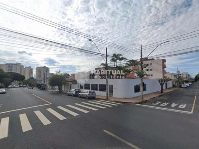 Casa comercial para alugar no Santa Mônica, Uberlândia  por R$ 6.000