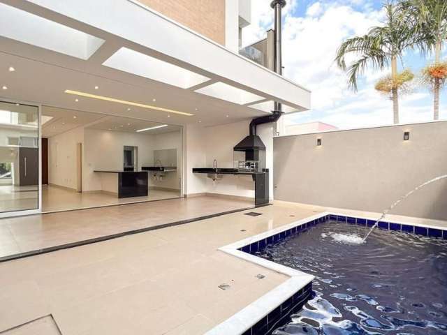 Casa em condomínio 3 suítes, piscina aquecida, ambientes integrados, conceito aberto