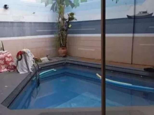 Sobrado 03 quartos, piscina, 180m2, r$ 900.000,00, metro penha - so4101