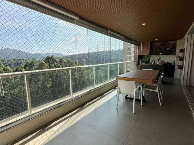 Apartamento para venda tem 224 metros quadrados com 3 quartos em Tamboré - Santana de Parnaíba - SP