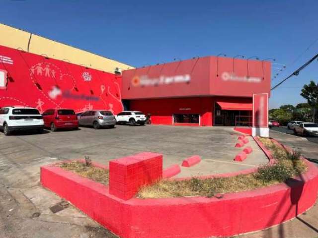 Imóvel Comercial - 488m² - Av. Carmindo de Campos com a Av. Tancredo Neves - R$3.500.000,00 codigo: 84259