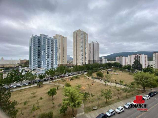 Apartamento à venda com 4 quartos, 2 suítes, 4 banheiros, 2 vagas, Edifício Cayman, Vila Mogilar, Mogi das Cruzes-SP