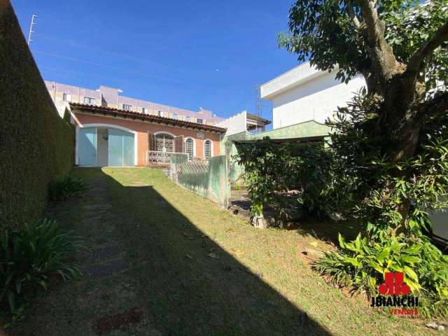 Casa térrea à venda com 2 quartos, 1 banheiro, 6 vagas, Vila Lavínia, Mogi das Cruzes- SP