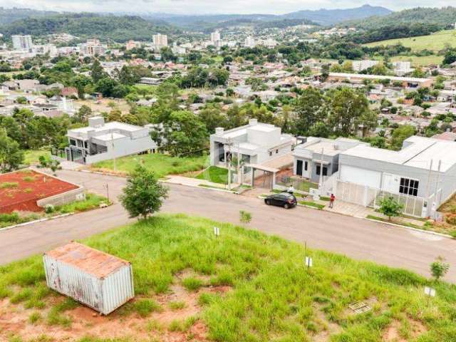 Terreno à venda em Estância Velha, Bela Vista, com 675 m²