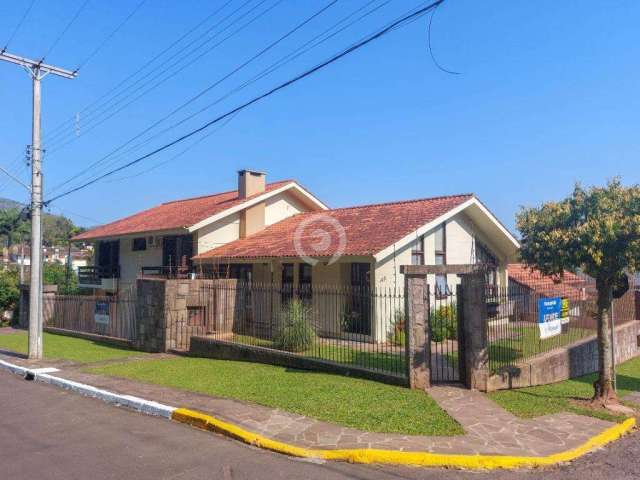 Casa à venda em Novo Hamburgo, Jardim Mauá, com 4 quartos, com 263.14 m²