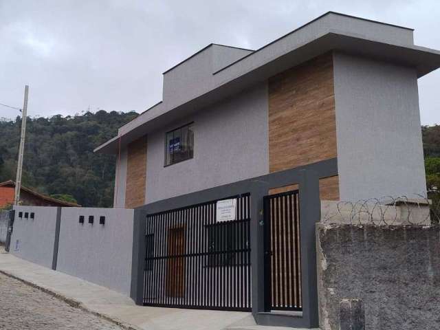 Casa com 2 dormitórios à venda, 100 m² por R$ 550.000,00 - Quinta da Barra - Teresópolis/RJ