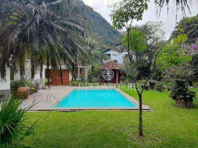 Casa com 5 dormitórios à venda, 408 m² por R$ 1.600.000,00 - Granja Guarani - Teresópolis/RJ