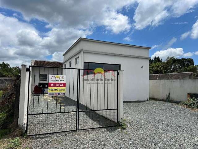 Casa em terreno compartilhado em volta redonda