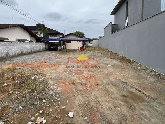 Terreno com Área Total de 360 m² no Boehmerwald