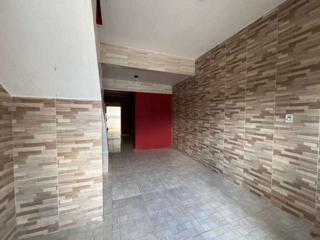 Casa com Ponto Comercial localizada no Lot. Palmares - 160m²